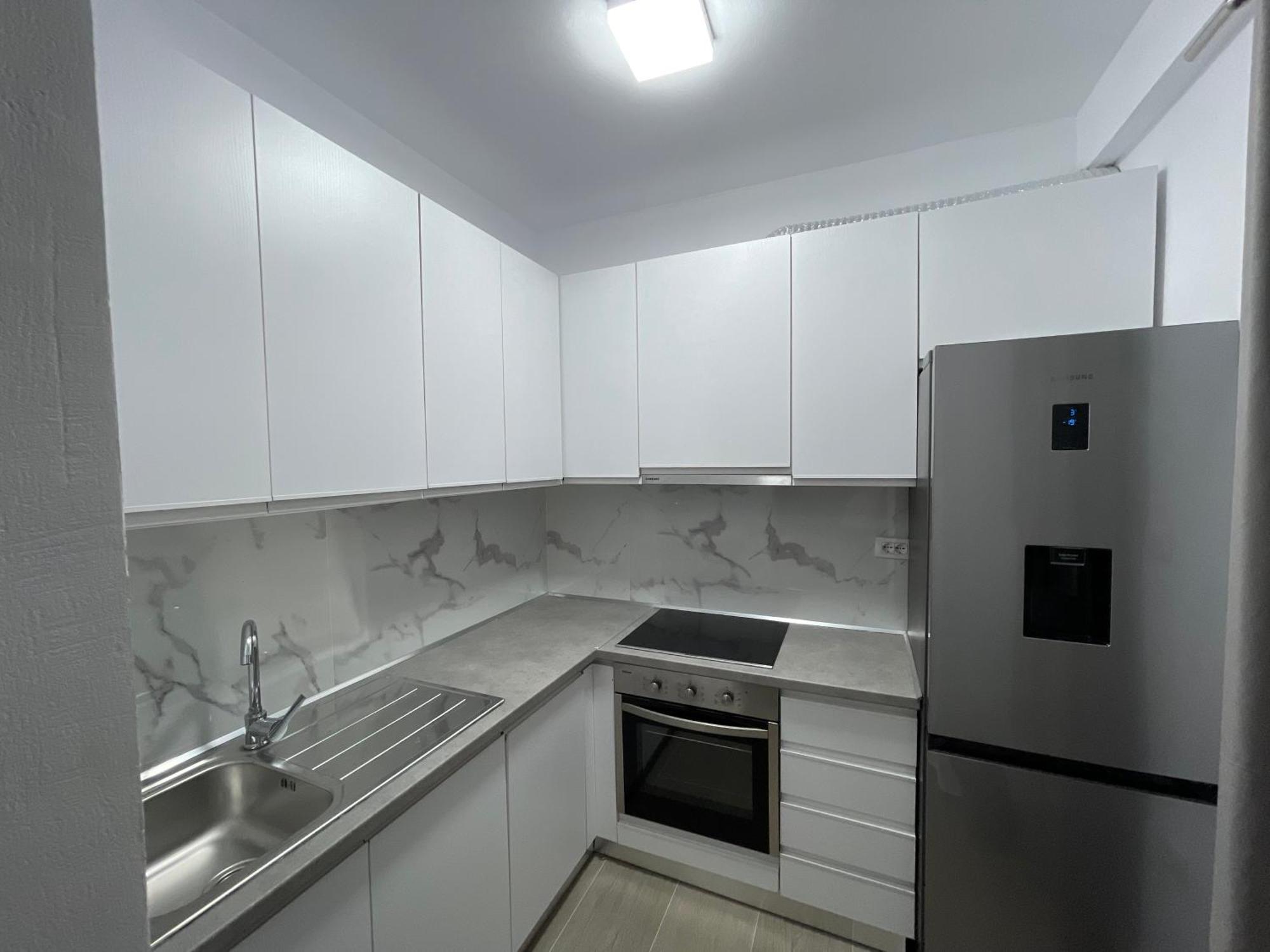 Modern Apartment In Central Vlorë Εξωτερικό φωτογραφία
